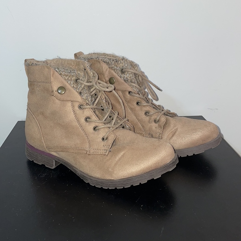ROCK AND CANY BY ZIGI Fauxe fur suede brown boots